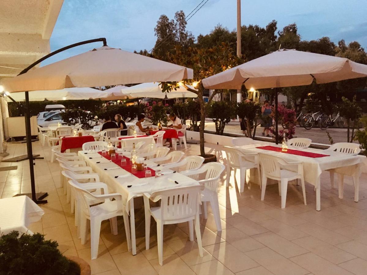 Tindari Village Camping ฟูร์นารี ภายนอก รูปภาพ