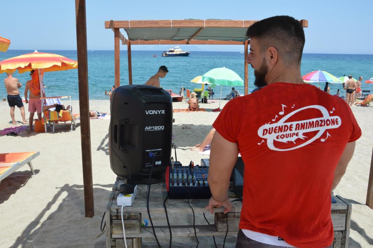 Tindari Village Camping ฟูร์นารี ภายนอก รูปภาพ